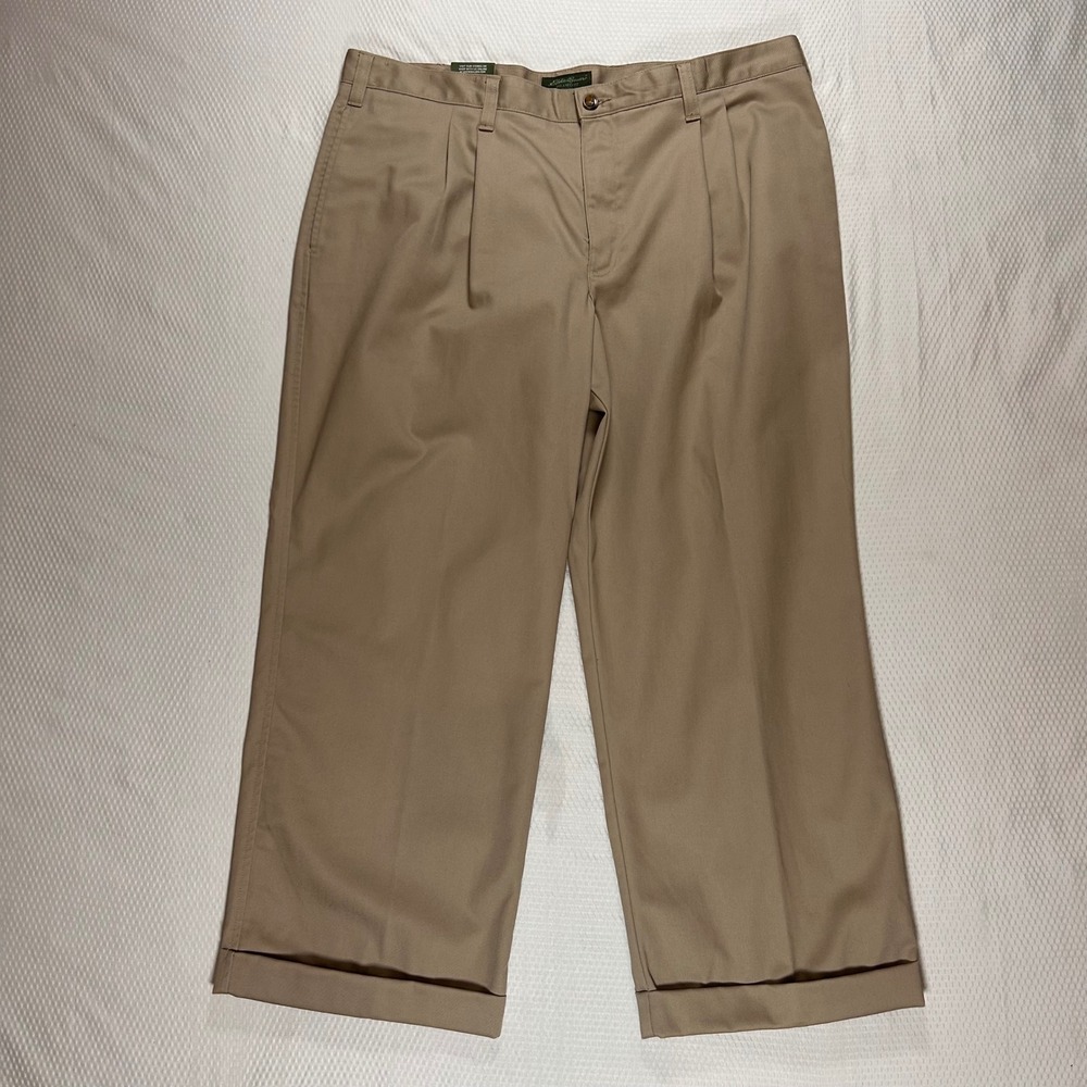Eddie Bauer Mens 40 Relaxed Fit Pleated Chinos Khaki Nanotex Stain Resistant Tan